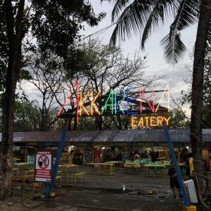 pantai akkarena makassar