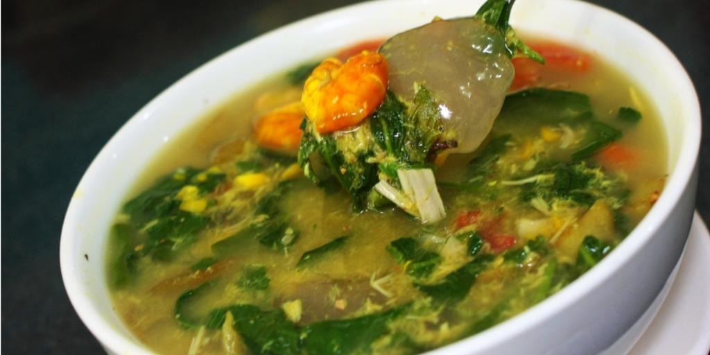 rekomendasi makanan enak di makassar