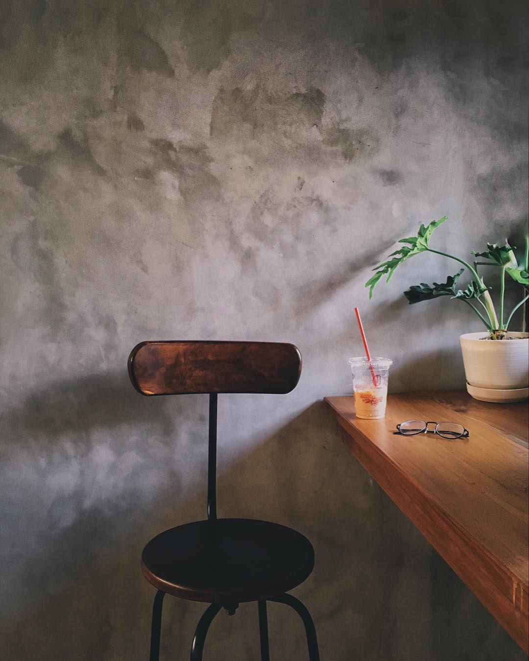 atmosfer di anomali coffee