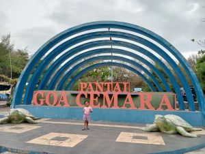 pantai goa cemara bantul