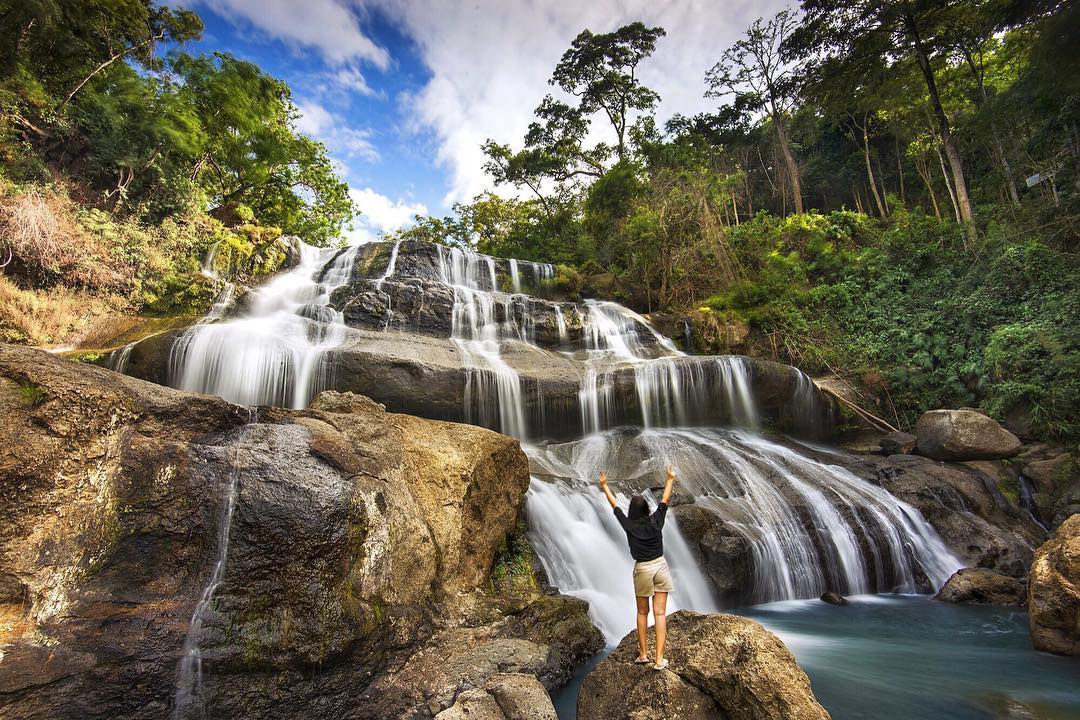 air terjun lacolla maros