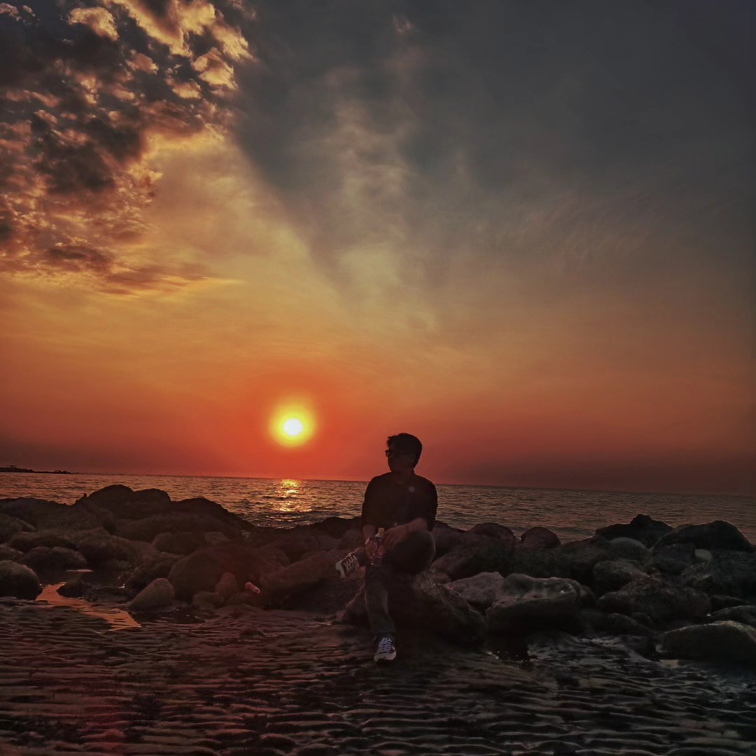 Sunset di Pantai Barombong Makassar